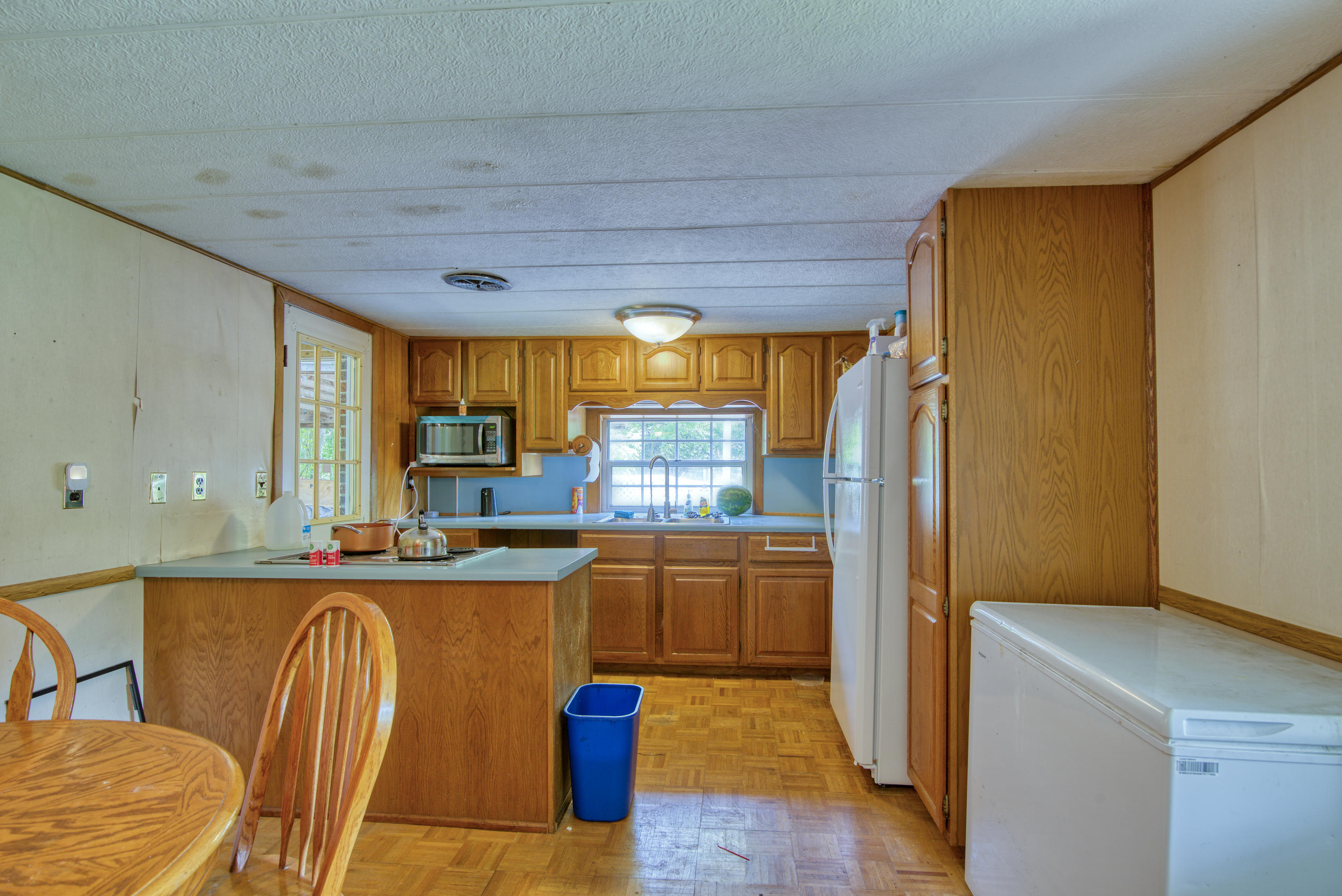 187 Valley Pike Road Bristol, TN 37620 - Photo 5 of 24 ValleyPike_22