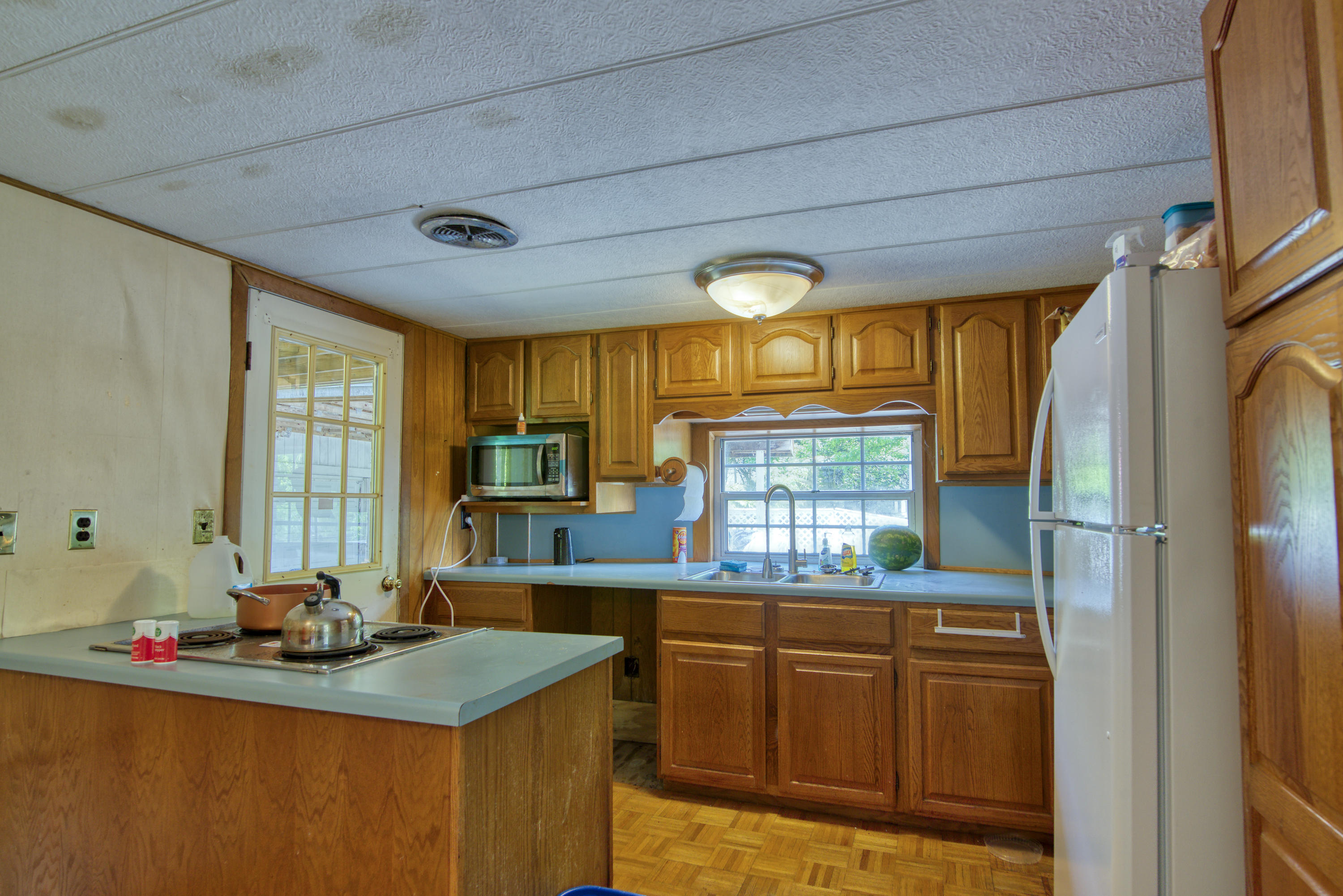 187 Valley Pike Road Bristol, TN 37620 - Photo 6 of 24 ValleyPike_23