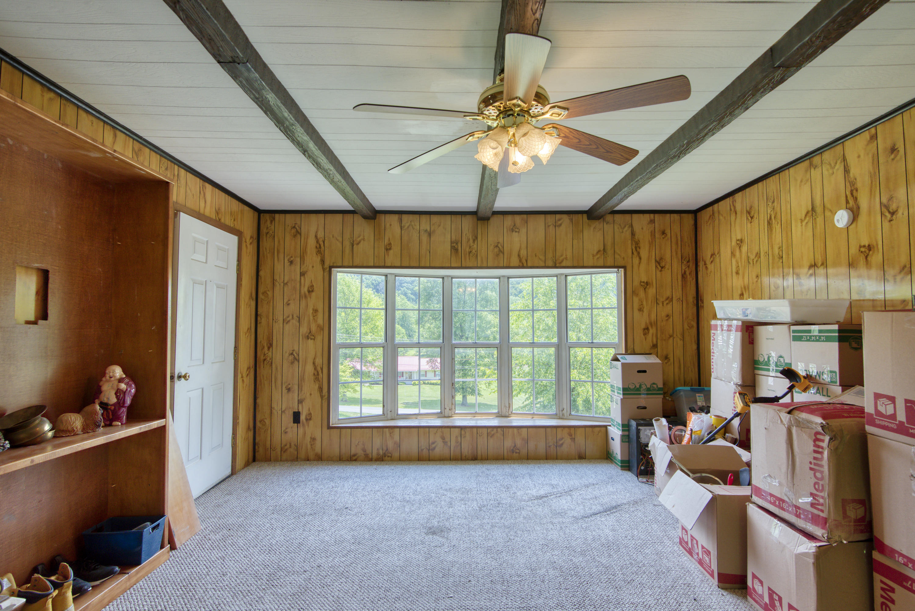 187 Valley Pike Road Bristol, TN 37620 - Photo 8 of 24 ValleyPike_21