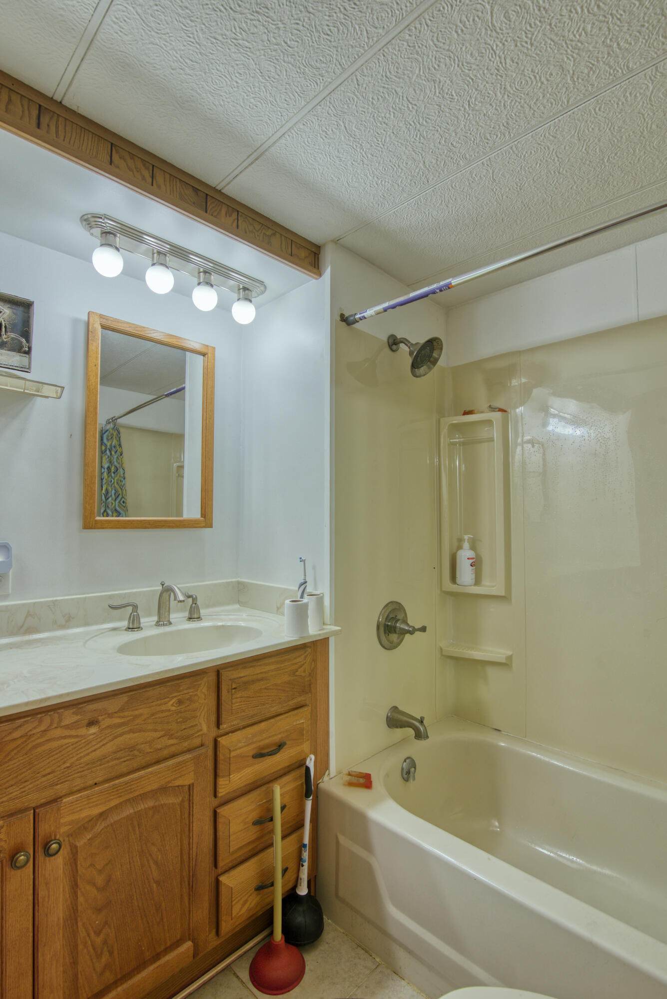 187 Valley Pike Road Bristol, TN 37620 - Photo 10 of 24 ValleyPike_28