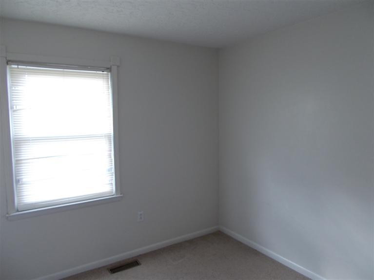 1013 Ridgeway Drive Danville, KY 40422 - Photo 5 of 8 Photo 5
