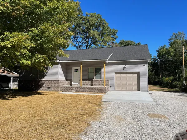 $1,900 | 9970 West Green Cemetery Road, Bon Aqua, TN 37025