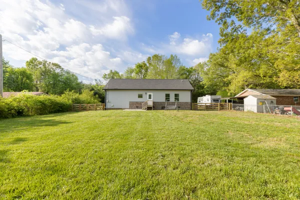 $1,900 | 9970 West Green Cemetery Road, Bon Aqua, TN 37025