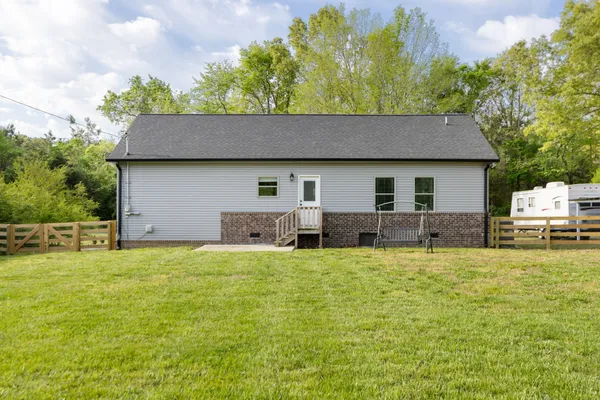 $1,900 | 9970 West Green Cemetery Road, Bon Aqua, TN 37025