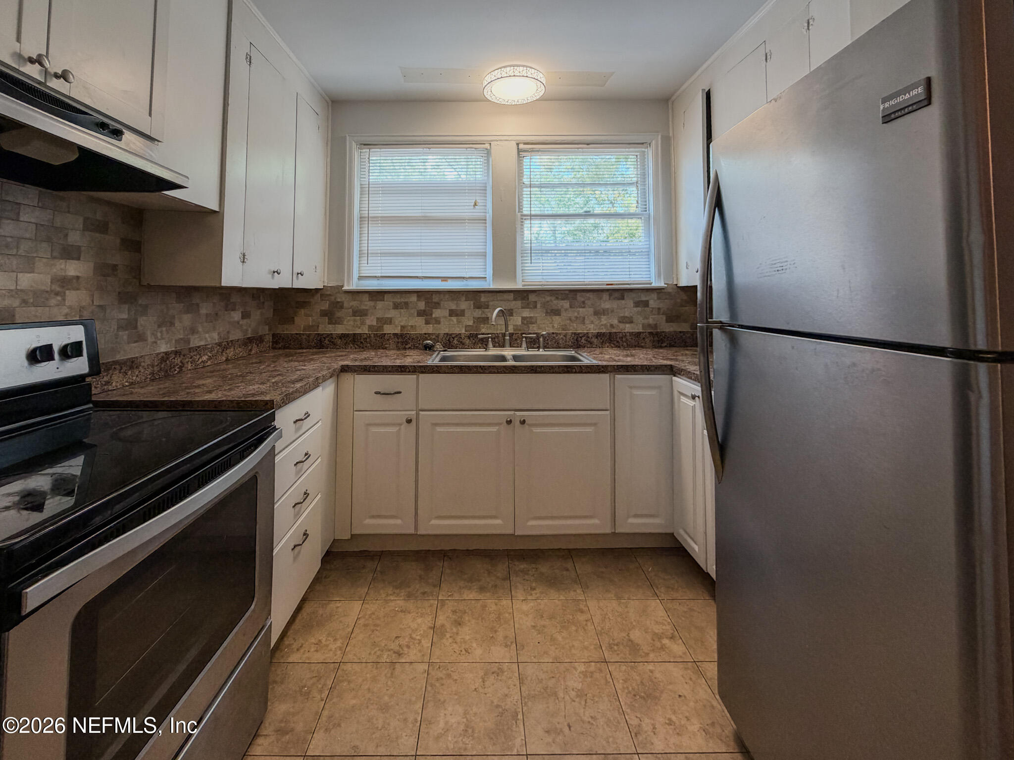 2575 Myra Street, Unit 3 Jacksonville, FL 32204 - Photo 6 of 12 IMG_7166