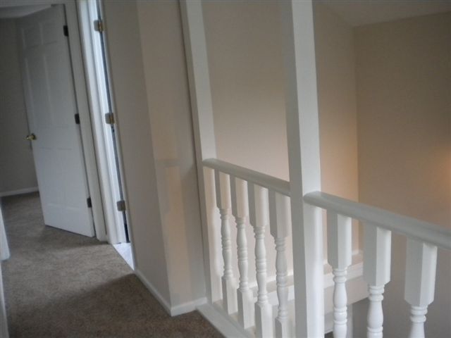 1801 Roslyn Road Grosse Pointe, MI 48236 - Photo 17 of 18 31062028-16.JPG