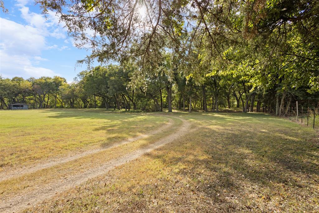 1009 West Interstate 20 Grand Prairie, TX 75052 - Photo 31 of 40 a view of outdoor space with trees all around