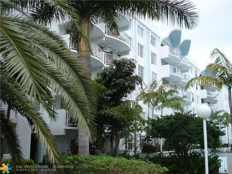 486 Northwest 165th Street, Unit B307 Miami, FL 33169 - Photo 6 of 10