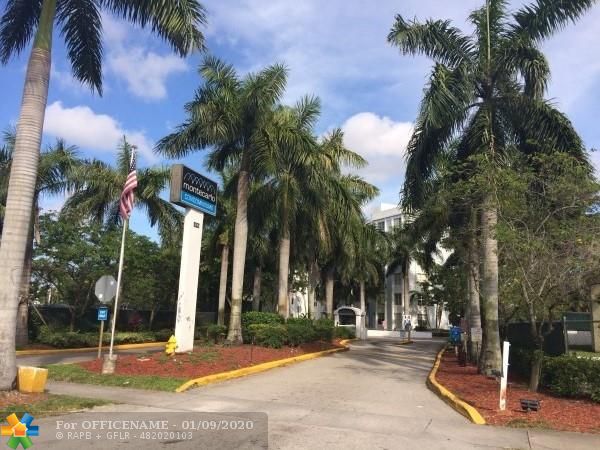 486 Northwest 165th Street, Unit B307 Miami, FL 33169 - Photo 10 of 10