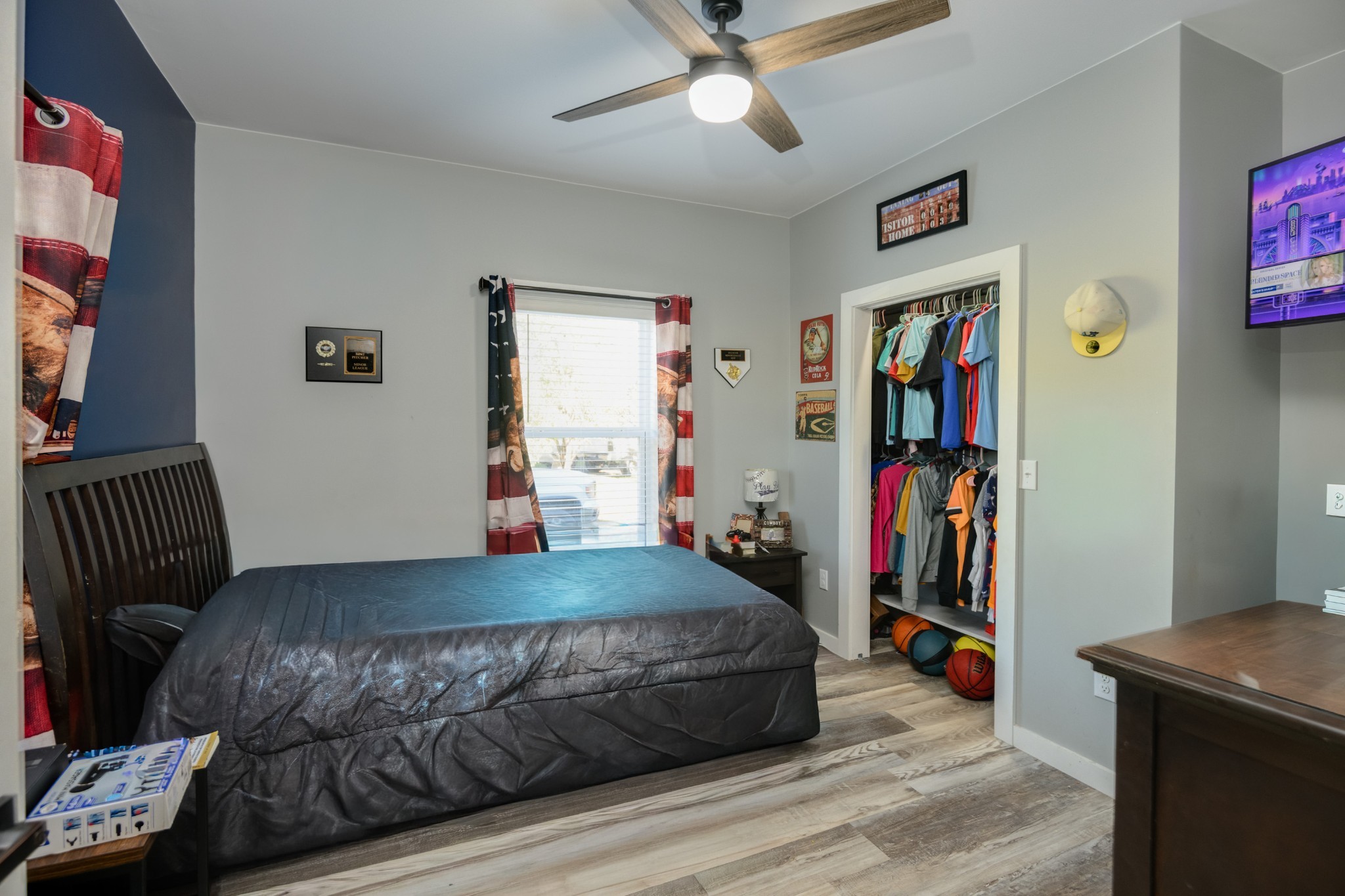 838 Old W Point Road Smithville, TN 37166 - Photo 40 of 65 a bedroom with a bed and a window