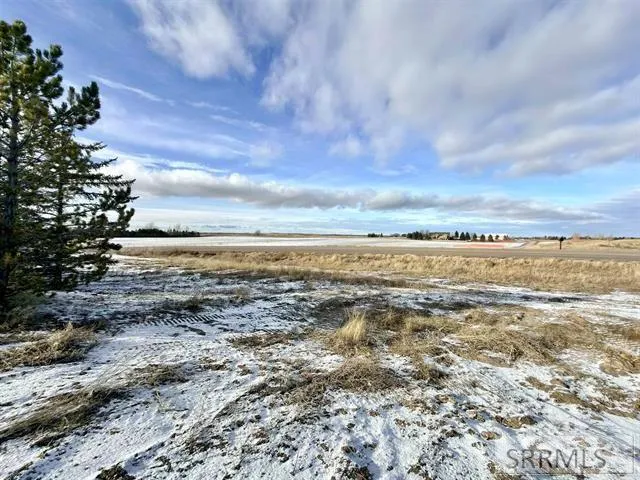 $250,000 | 5657 West 17th South, Idaho Falls, ID 83402