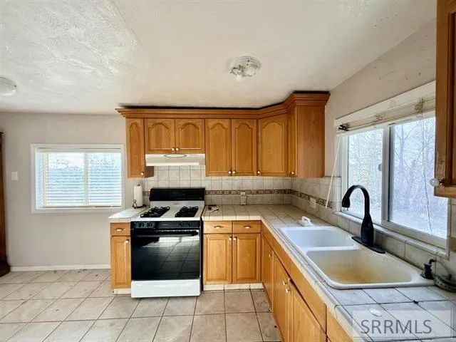 $250,000 | 5657 West 17th South, Idaho Falls, ID 83402