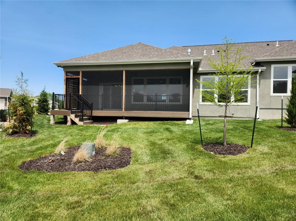 11560 North Olathe View Road Olathe, KS 66061 - Photo 7 of 31