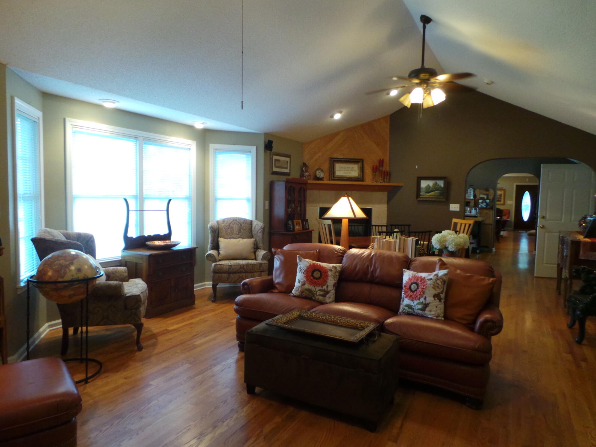 169 Laurel View Road Jonesborough, TN 37659 - Photo 17 of 159 GREAT ROOM & DINING AREA