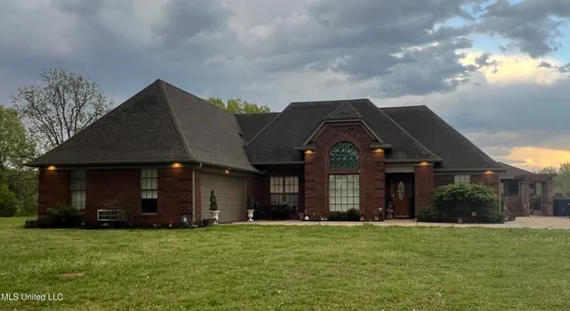 $1,199,000 | 3740 Highway 301, Hernando, MS 38632