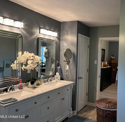 $1,199,000 | 3740 Highway 301, Hernando, MS 38632