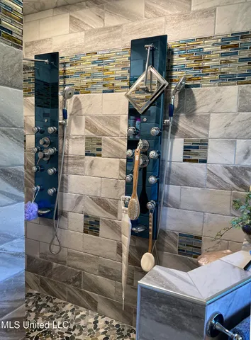 $1,199,000 | 3740 Highway 301, Hernando, MS 38632