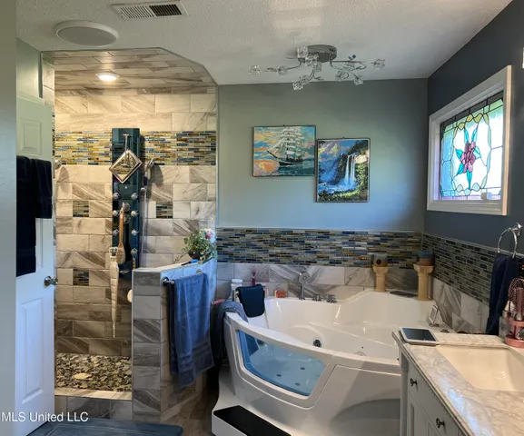 $1,199,000 | 3740 Highway 301, Hernando, MS 38632