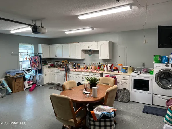 $1,399,000 | 3740 Highway 301, Hernando, MS 38632