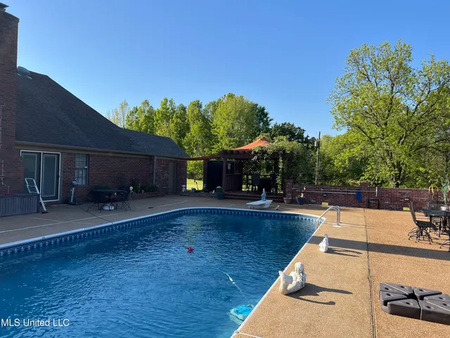 $1,199,000 | 3740 Highway 301, Hernando, MS 38632