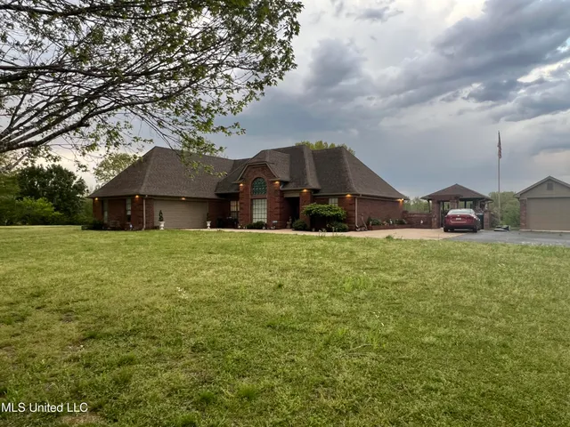 $1,199,000 | 3740 Highway 301, Hernando, MS 38632