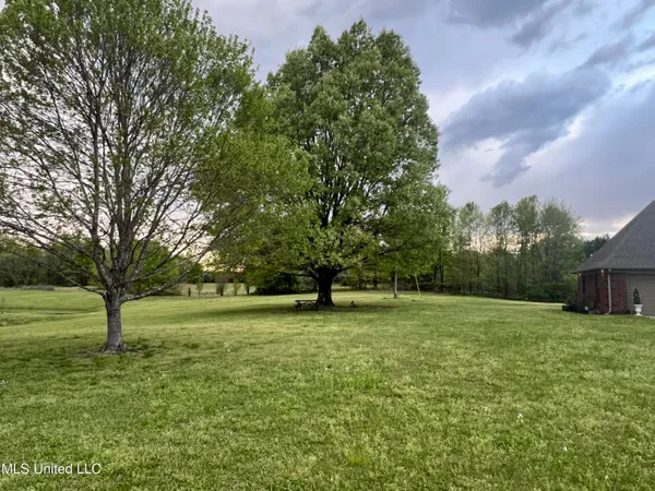 $1,399,000 | 3740 Highway 301, Hernando, MS 38632