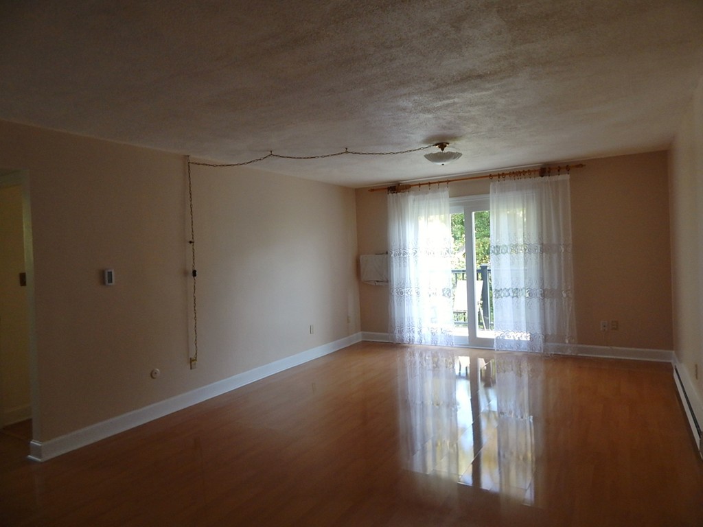 3 Walker Road, Unit 11 North Andover, MA 01845 - Photo 2 of 10 Gallery Image 2