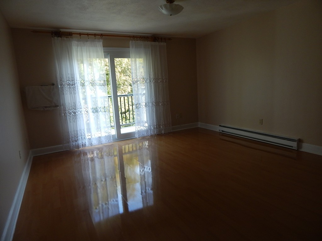 3 Walker Road, Unit 11 North Andover, MA 01845 - Photo 3 of 10 Gallery Image 3