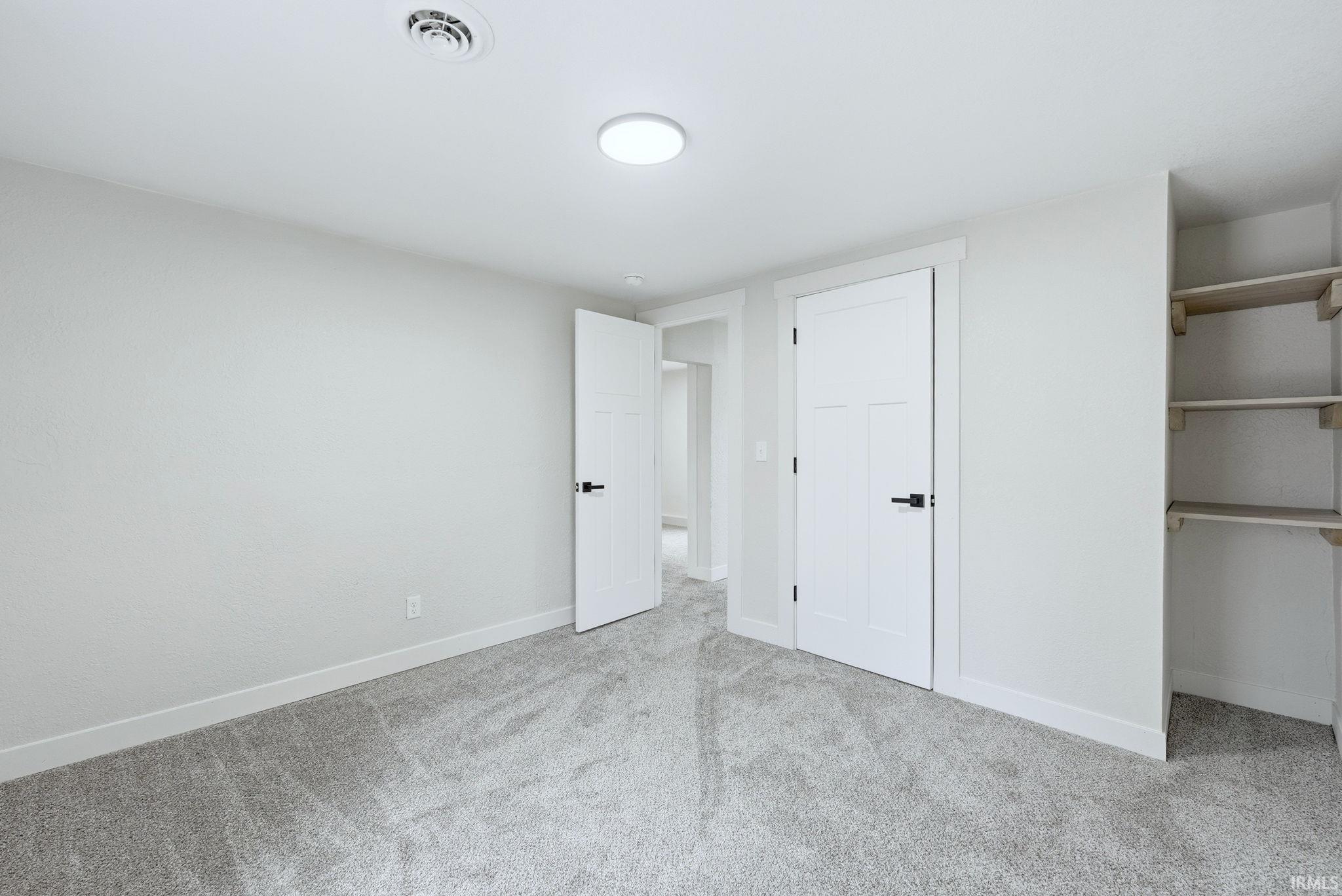 102 Martin Street Rome City, IN 46784 - Photo 4 of 31