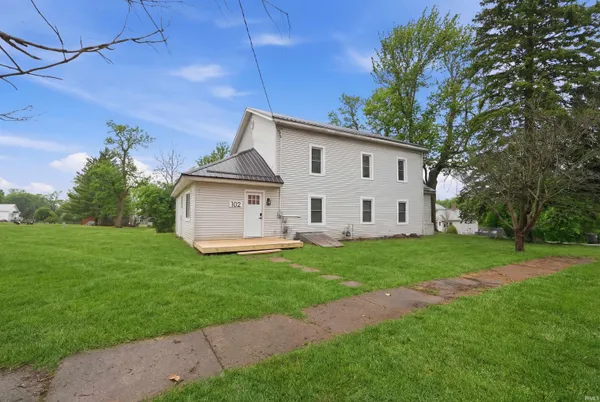 $299,900 | 102 Martin Street, Rome City, IN 46784