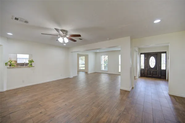 $555,000 | 751 Langwood Drive, Houston, TX 77079