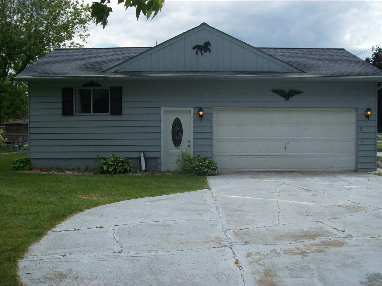 6033 Hopkins Road Flint, MI 48506 - Photo 27 of 29 50044067-27.JPG
