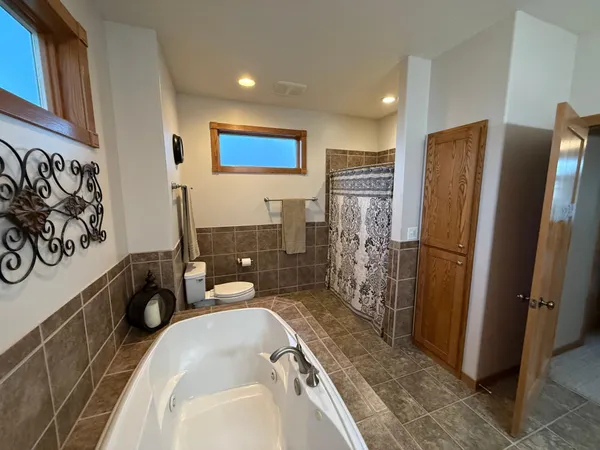 $797,500 | 1007 6th Avenue Northeast, Dilworth, MN 56529