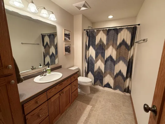 $800,000 | 1007 6th Avenue Northeast, Dilworth, MN 56529