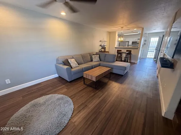 $1,799 | 1505 North Center Street, Unit 218, Mesa, AZ 85201