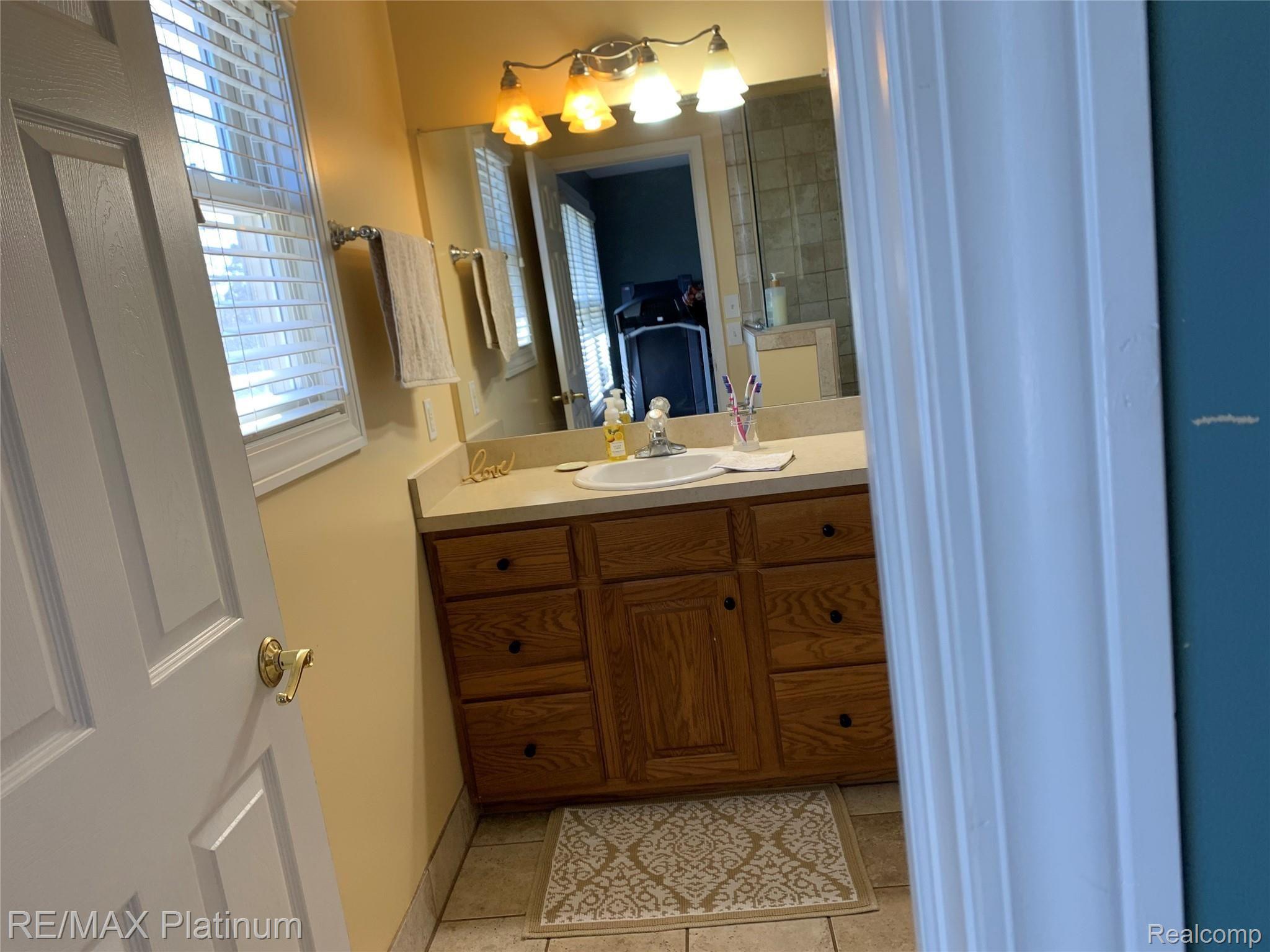 8480 West Rolston Road Linden, MI 48451 - Photo 13 of 26 IMG_0213.jpg