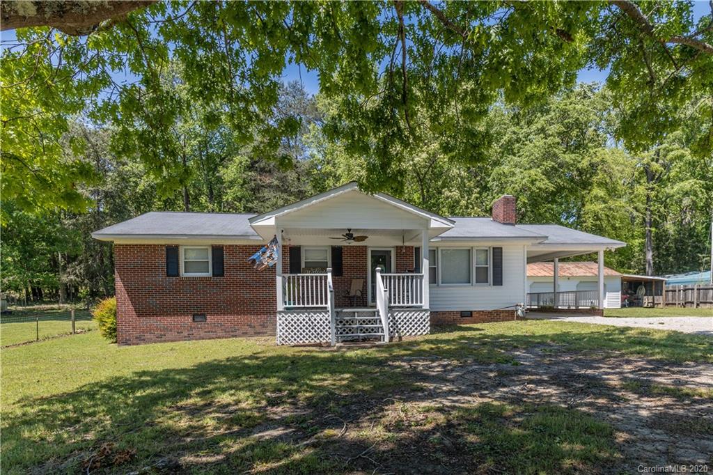 175 Wildwood Road Great Falls, SC 29055 - Photo 1 of 25 Gallery Image 1