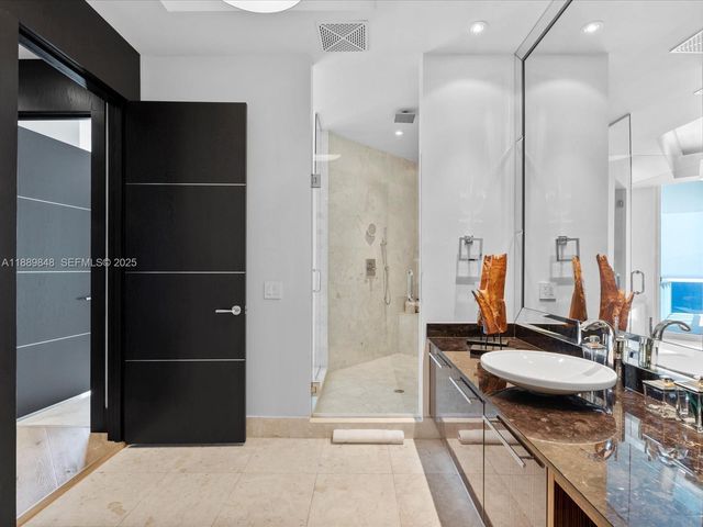 $6,500,000 | 2711 South Ocean Drive, Unit 4005, Hollywood, FL 33019