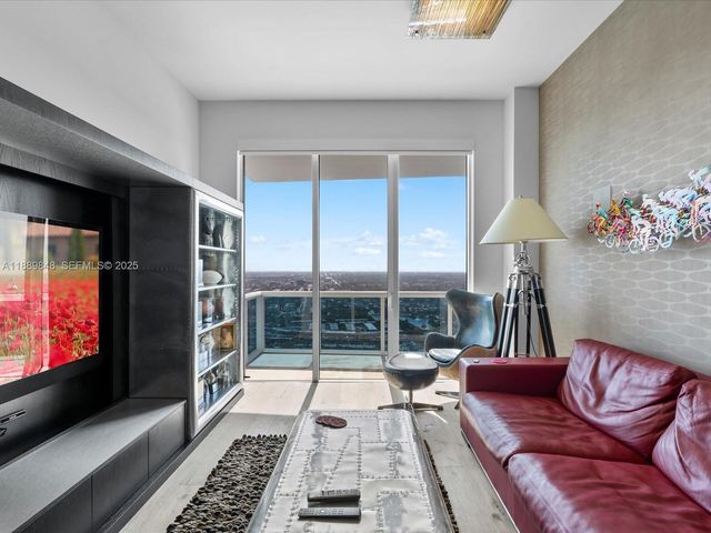 $6,500,000 | 2711 South Ocean Drive, Unit 4005, Hollywood, FL 33019