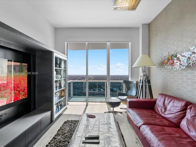 $6,500,000 | 2711 South Ocean Drive, Unit 4005, Hollywood, FL 33019