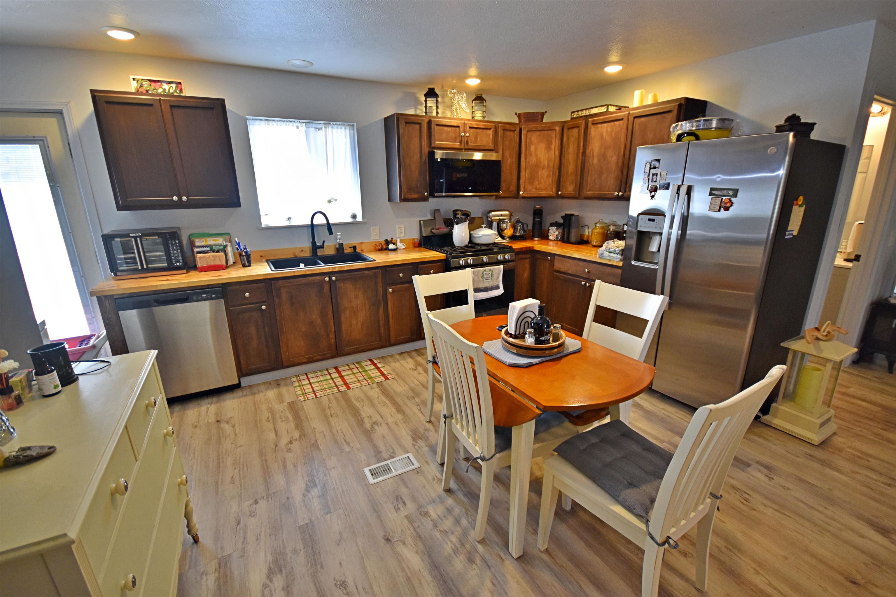 10403 West Round Lake Road Lake City, MI 49651 - Photo 15 of 32
