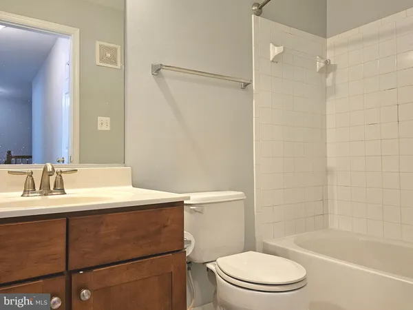 $2,850 | 14253 A Woven Willow Lane, Unit 95, Centreville, VA 20121