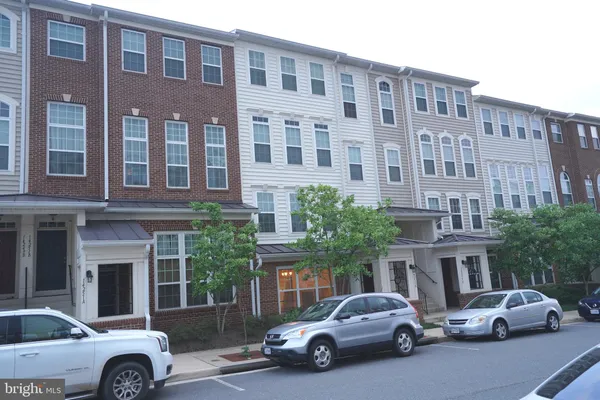 $2,850 | 14253 A Woven Willow Lane, Unit 95, Centreville, VA 20121