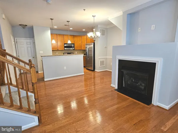 $2,850 | 14253 A Woven Willow Lane, Unit 95, Centreville, VA 20121