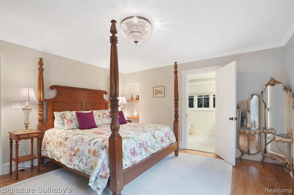 1347 Yorkshire Road Birmingham, MI 48009 - Photo 21 of 35