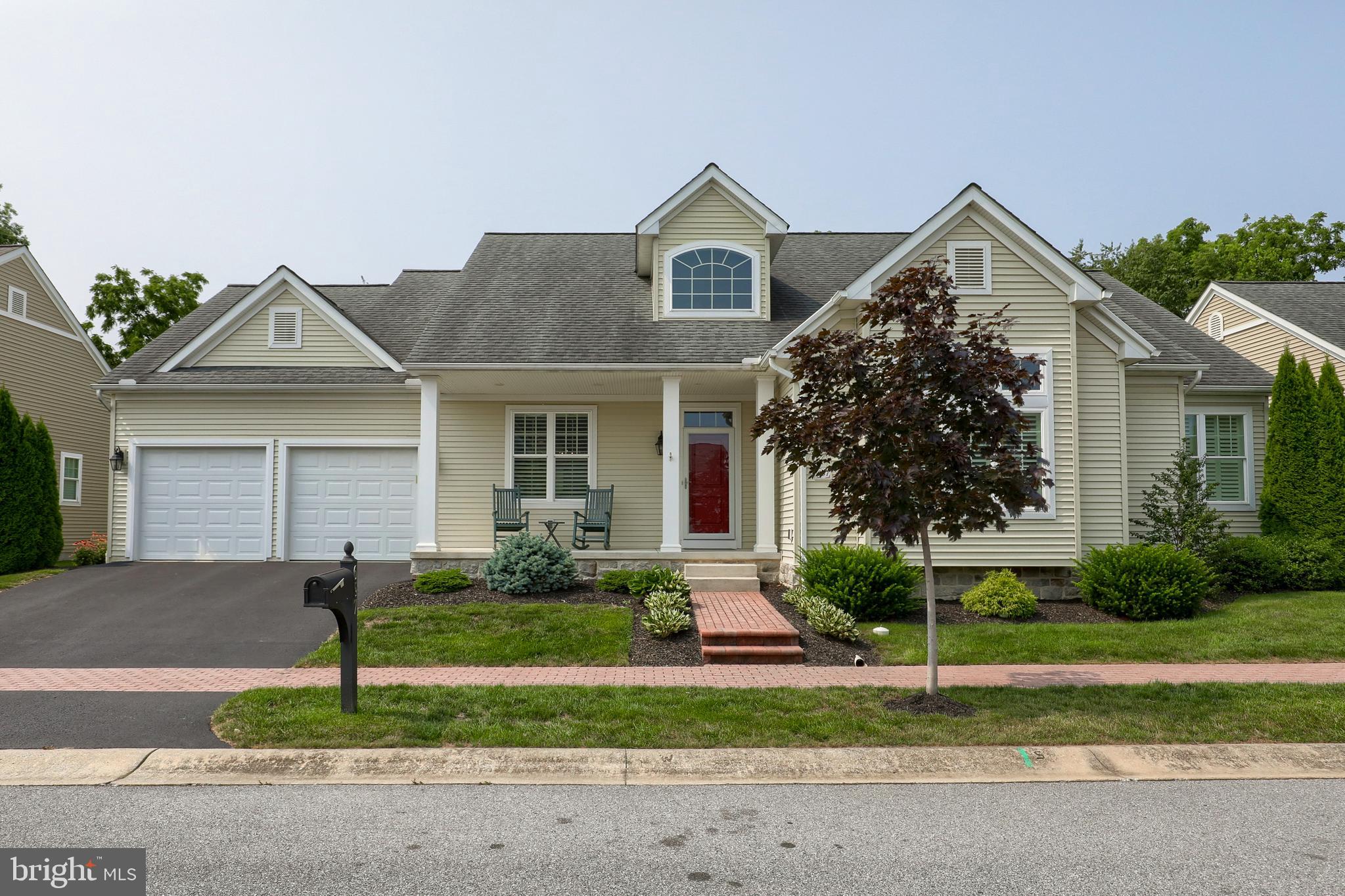 657 Dorset Street Lititz, PA 17543 - Photo 1 of 43