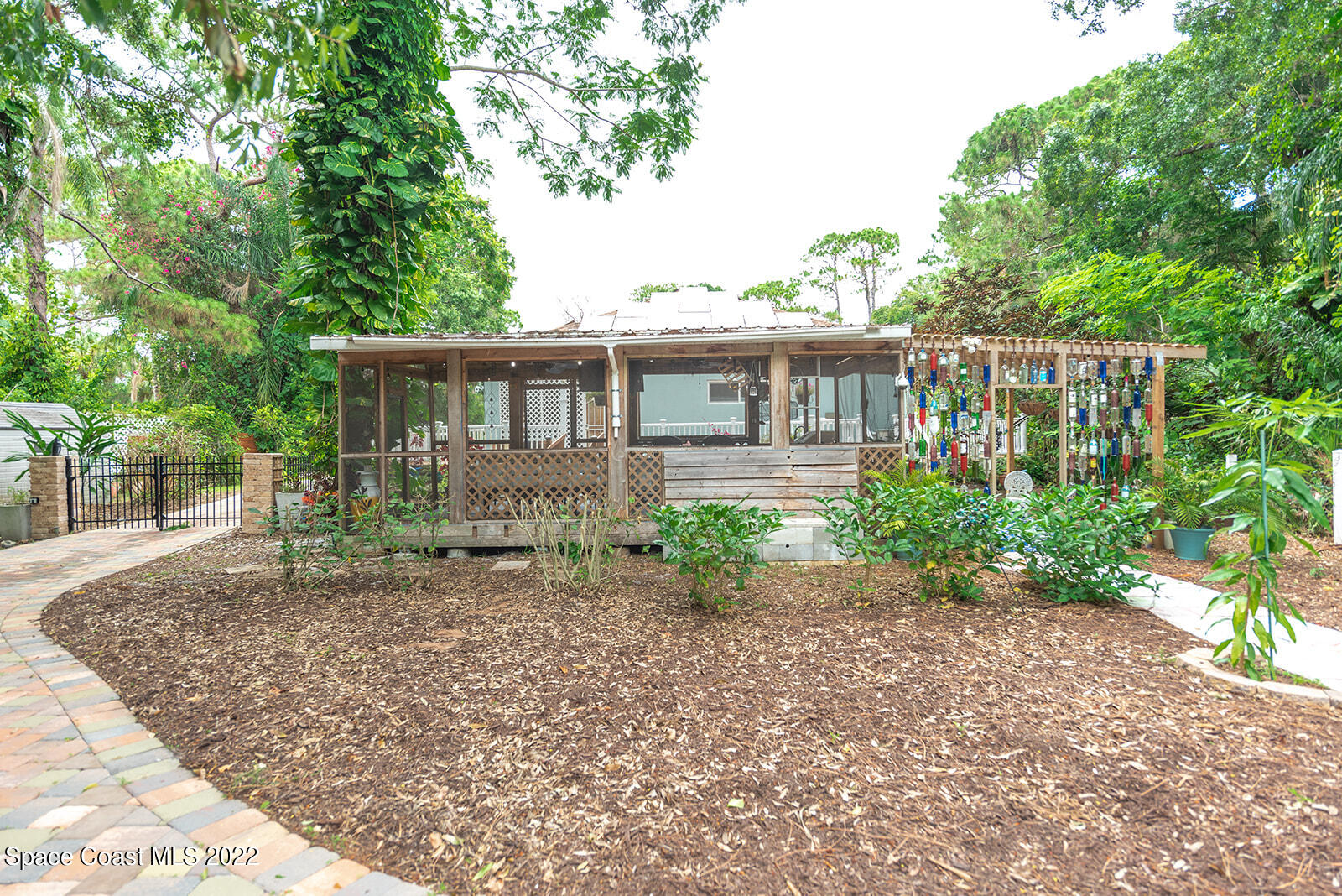 6519 Flamingo Road Melbourne, FL 32904 - Photo 20 of 41 Summer Kitchen South