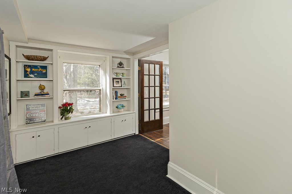 3101 Coleridge Road Cleveland, OH 44118 - Photo 6 of 25