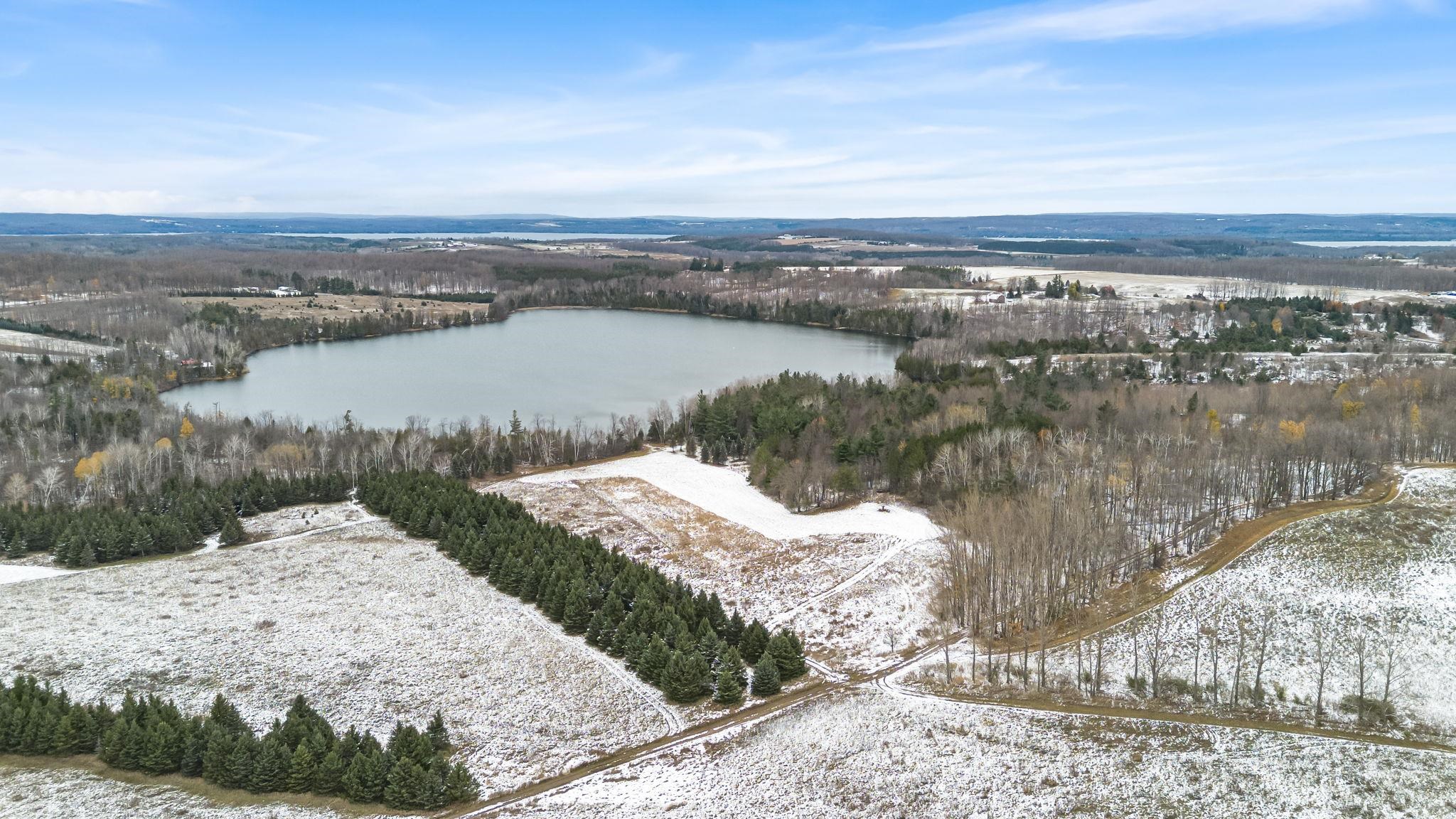 130 South Peninsula Road East Jordan, MI 49727 - Photo 17 of 94