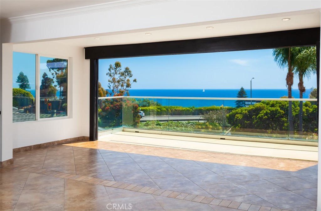 2808 Terry Road Laguna Beach, CA 92651 - Photo 5 of 43 Gallery Image 5